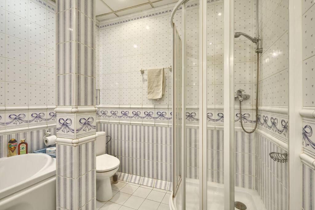 Apartment Near Bessarabsky Square Kiev Extérieur photo